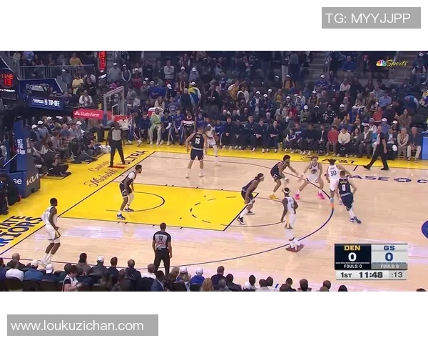 库里总决赛十佳球：金州神射手飚三分助勇士连扳两局