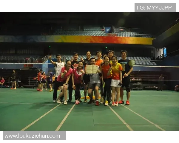 成都羽毛球队的崛起之路：邀请赛特别报道与辉煌成就回顾