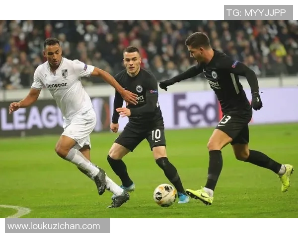 法甲巴黎圣日耳曼宣布新赛季引援计划，卡瓦尼或成第一签约球员